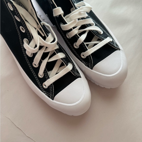 Converse Chuck Taylor All Star CTAS Lugged 2.0 Hi Unisex - Picture 13 of 15